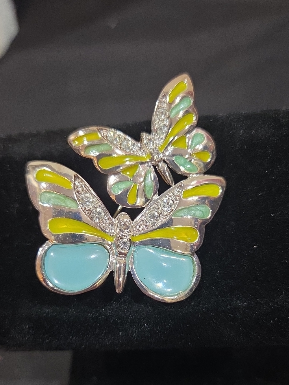 VINTAGE DOUBLE BUTTERFLY BROOCH